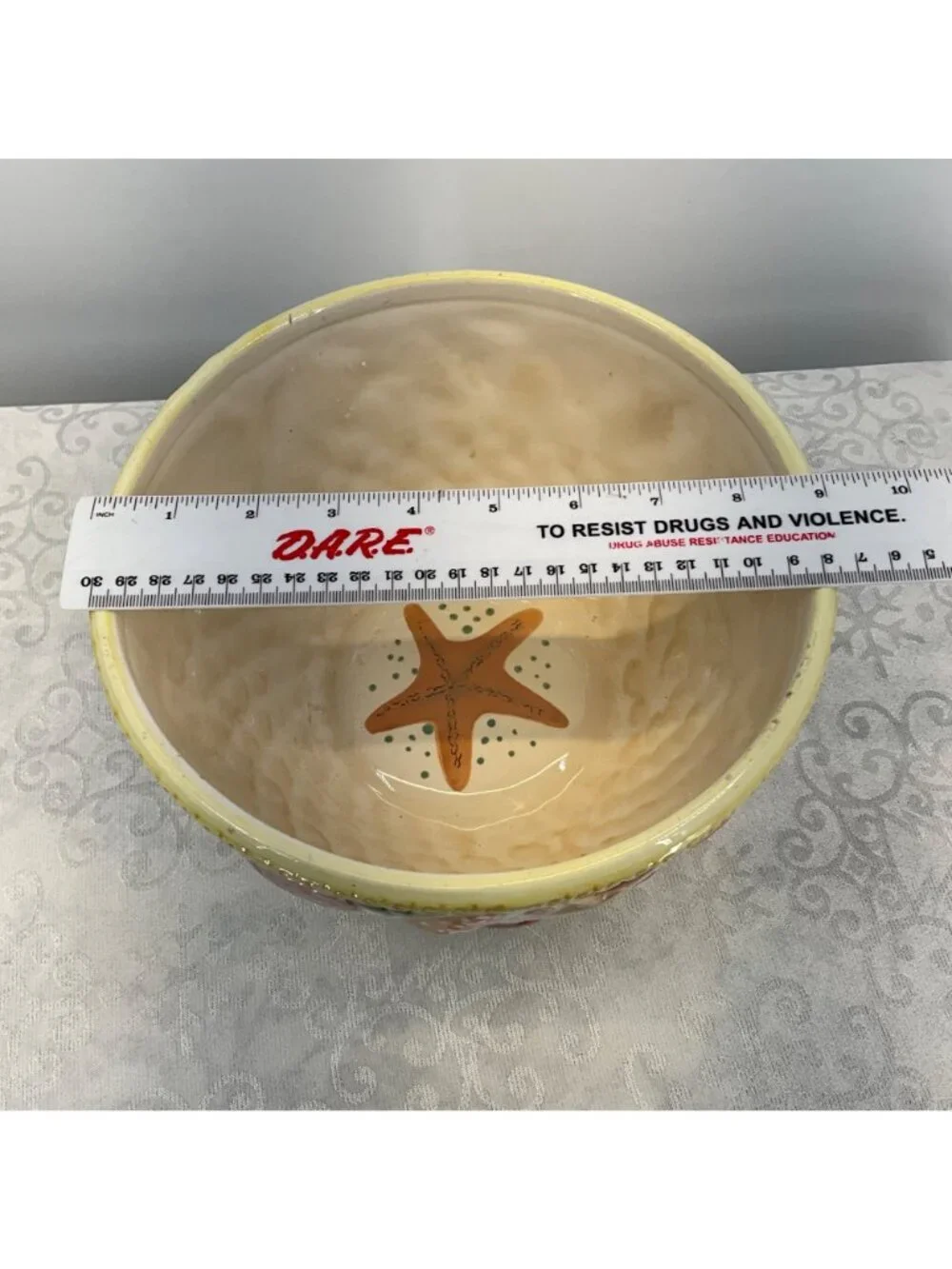 Temp-Tations By Tara Summer Shells 3 Qt Ceramic Serving Bowl Yellow Shell Patter